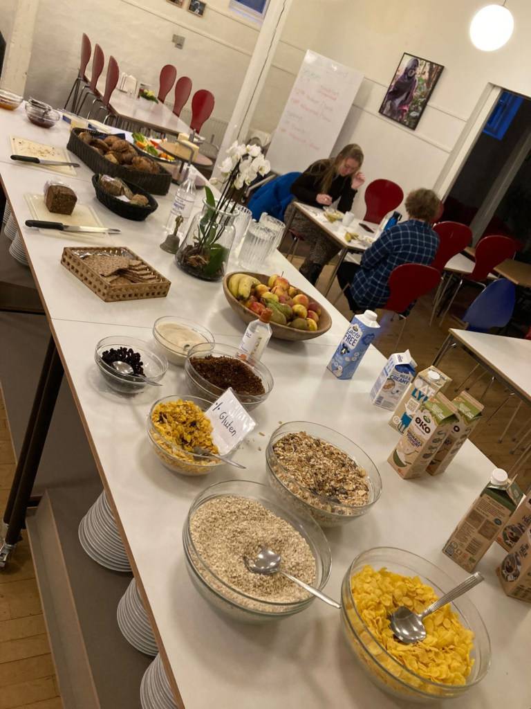 フォルケホイスコーレの朝ごはん