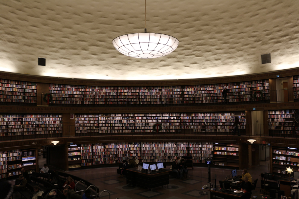 ストックホルム市立図書館（Stockholms stadsbibliotek）