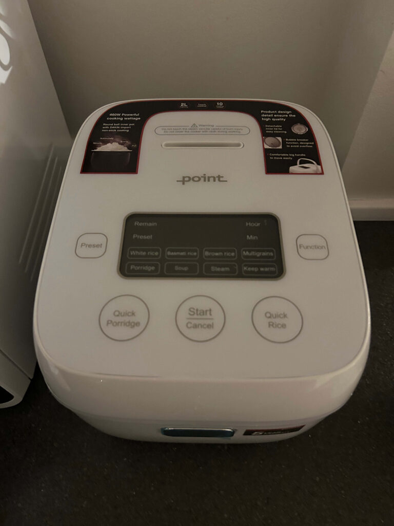 Point PORC5000という炊飯器 デンマークで購入
